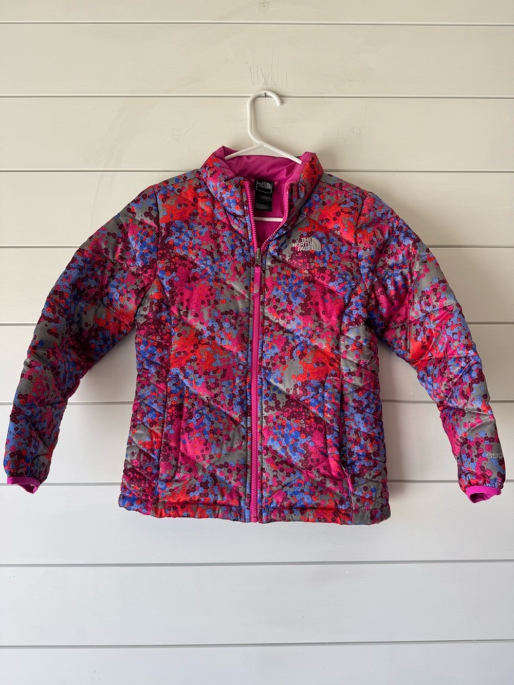 The North Face Girls' Pink 550 Goose Down Puffer Jacket! Multi color floral!